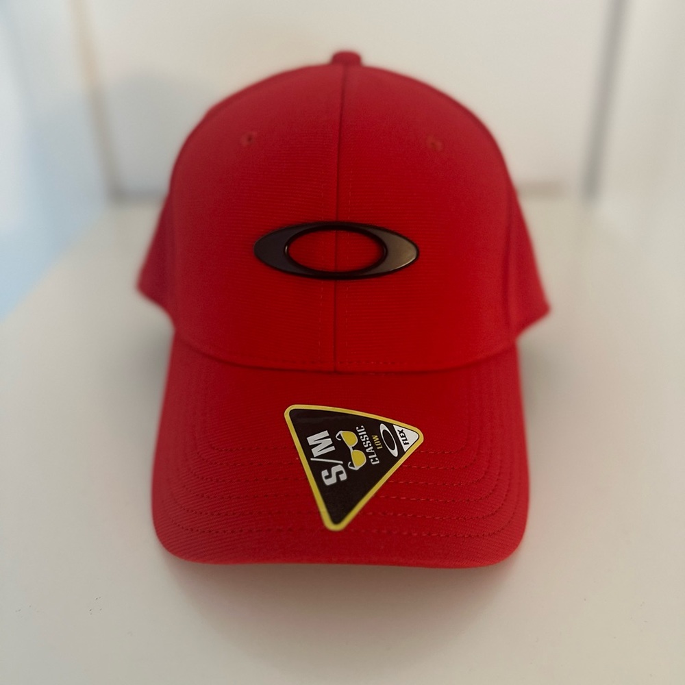 Oakley fitted hat flex. Hat size s/m. Tincan cap